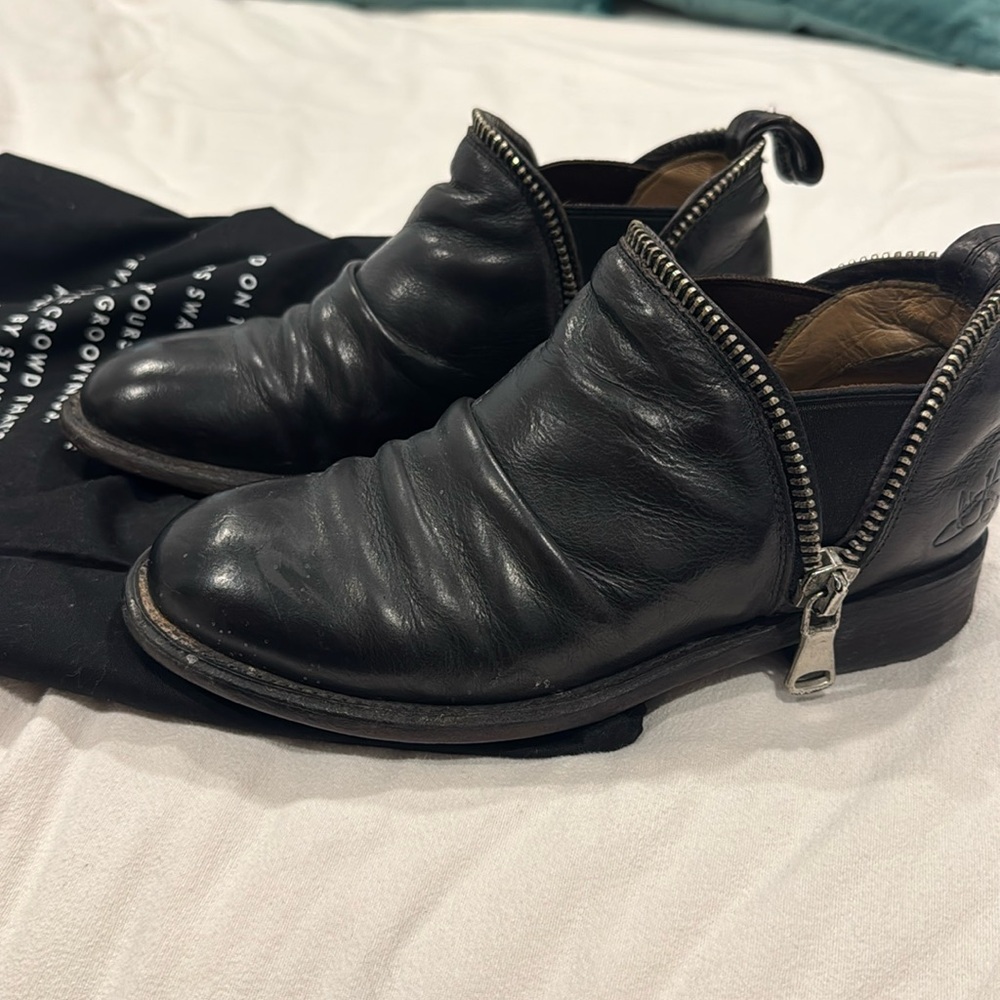 John Fluevog leather shoes size women’s 7